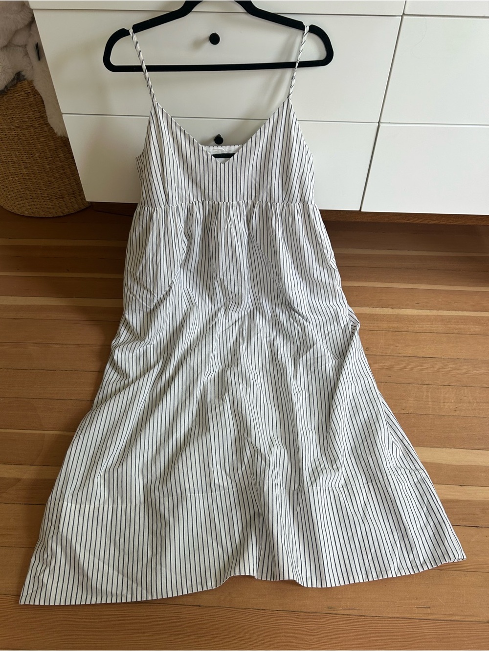 Jenni Kayne White Dress with Navy Pinstripes - Picture 2 of 4